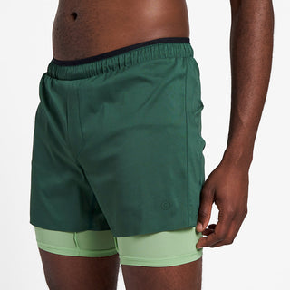 Model_Text: model is 6'1" and wears a medium