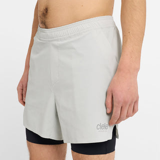 close front view of ciele athletics WRKShort unisex running and technical short from the Lifestyle Edition collection, in light grey color, on a model